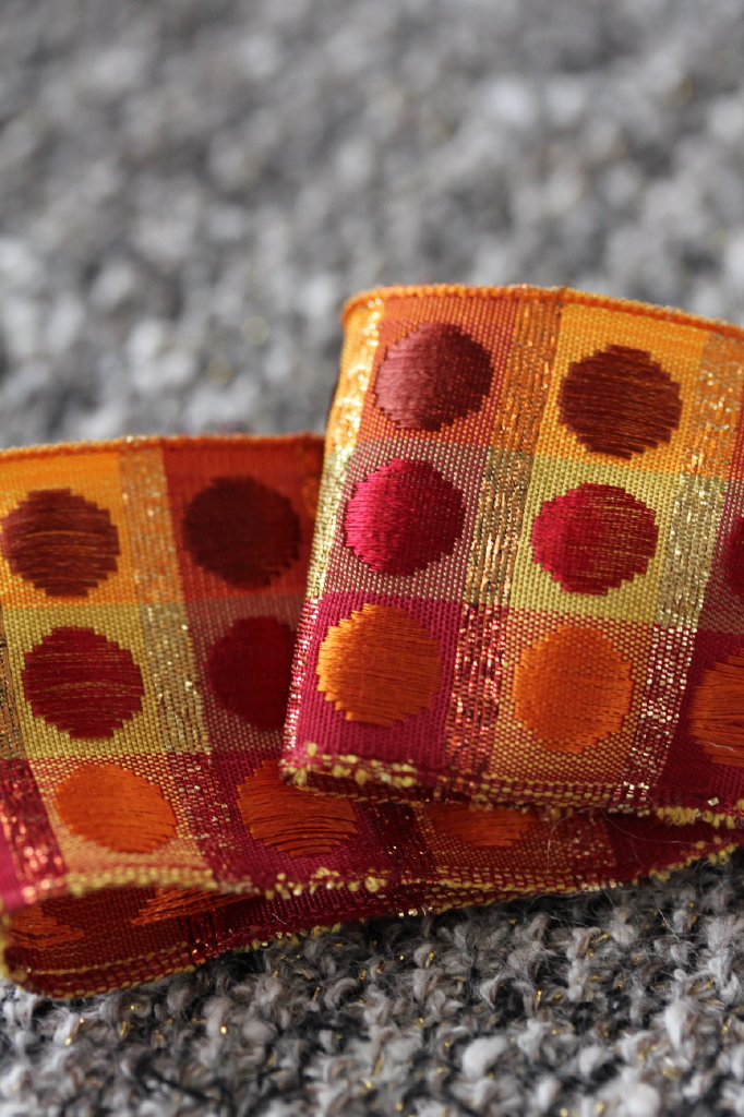 フランス製ワイヤーリボン エンブロイダリーDots カージナルレッド　40ミリ幅　