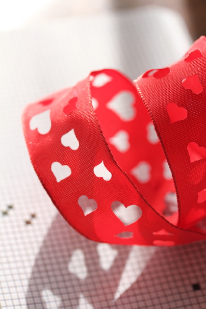 フランス製ワイヤーリボン パンチングHeart  25ミリ幅　