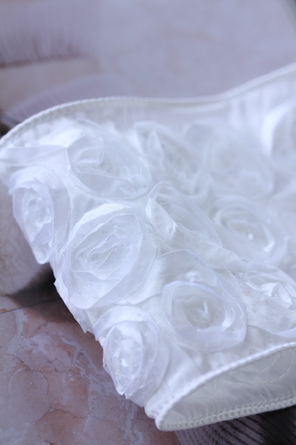 ドイツリボン・Rose Deco　ホワイト　95ミリ幅　