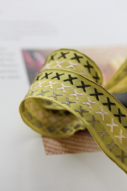 フランス製ワイヤーリボン・クロスステッチ　25ミリ幅　