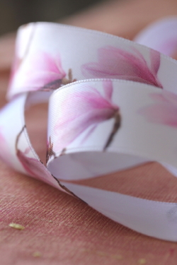 ドイツ製リボン　MAGNOLIEN 25ミリ幅