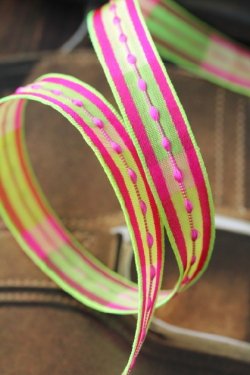 フランス製ワイヤーリボン・カラフルステッチ　16ミリ幅　