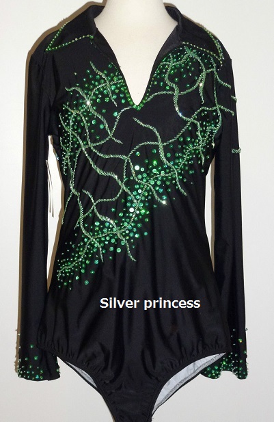 【Ｂ-TNBK6】送料無料★アメリカへフルオーダー！★男の子★大会用スケート衣装★