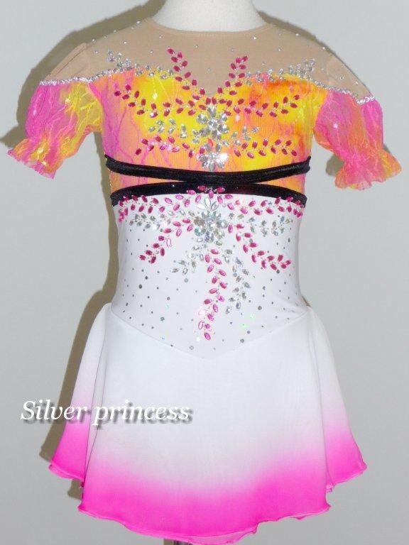 送料無料★TM05★フルオーダー★大会用フィギュアスケートコスチューム★