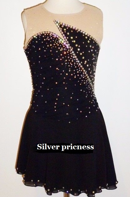 送料無料★TNBK1７4番★フルオーダー★大会用フィギュアスケートコスチューム