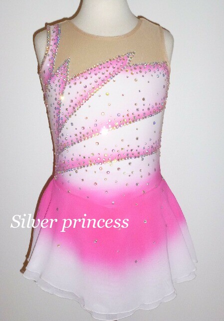 国内で丁寧にスワロ700個お取り付け★送料無料★TNW76番★フルオーダーきらきら☆彡豪華大会用スケートコスチューム★