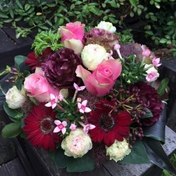 ＦＩＯＲＩＮＡ＊フィオリーナ＊オリジナル★アレンジメントフラワー、花束をお届けします♪