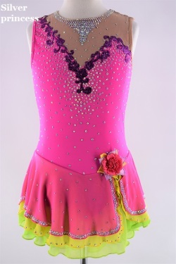 送料無料★TNPK２９３★フルオーダー＊大会用フィギュアスケートコスチューム