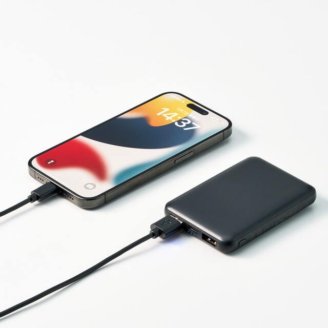スマートモバイルチャージャー5000 Type-C対応
