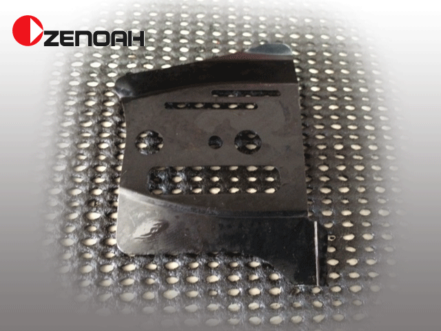 ゼノア純正部品　プレート