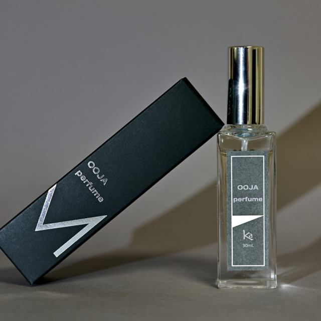 ボートレーサー松井繁監修 オリジナル香水