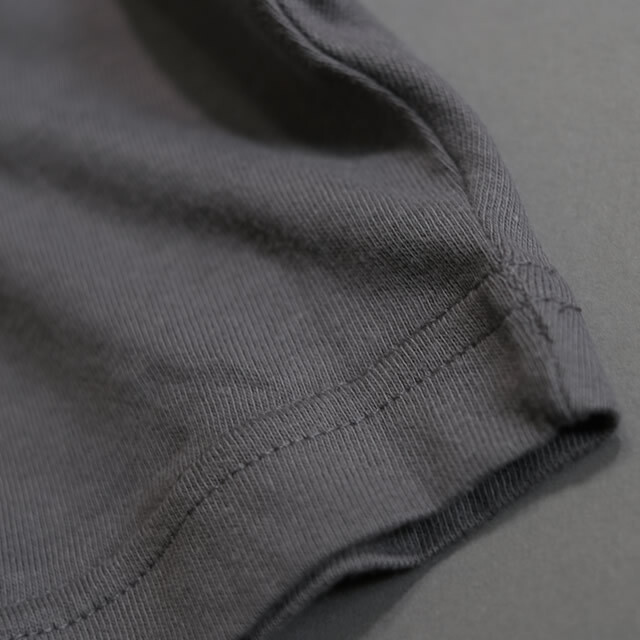 Ｔシャツ