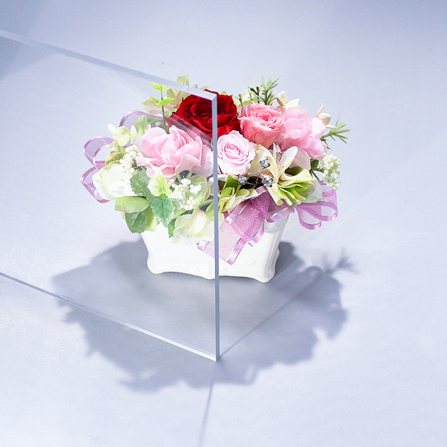 透明アクリル板の販売