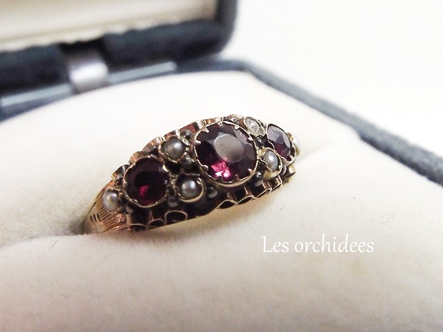 victorian garnet pearl 9k ring