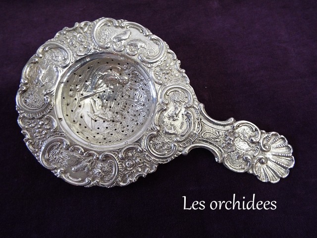 アンティーク・ヴィンテージ　ロココスタイル　SV800　ドイツ　大きなティーストレーナー