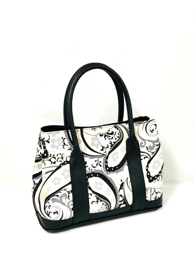 788B サイドホック付き手提げバッグ　革付属使用