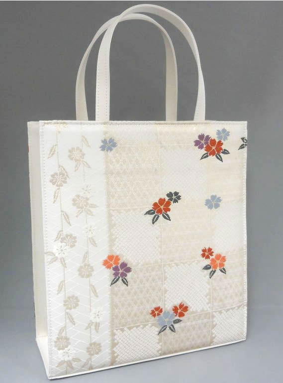 790AV 紙袋型タテ長手提げマグホック付き　共布使用