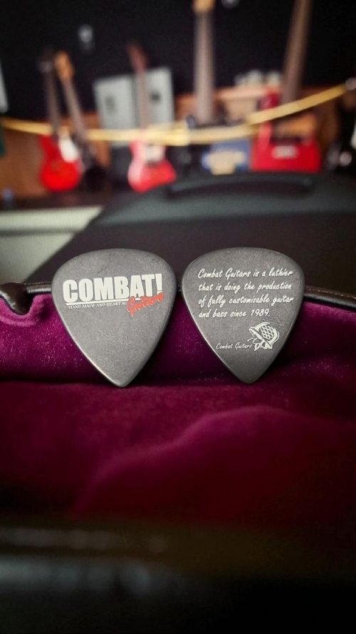 COMBATGUITARSオリジナルピック10枚セット Aタイプ