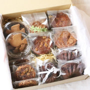 【 体にやさしい焼き菓子(ヘルシースイーツ)の詰合せ　大BOX 】※SOKOの皮まで食べられるレモン使用。非加熱、無農薬ロンガンはちみつ使用。　次回お届け日:11月24日(土)地域によっては25日のお届けとなります。