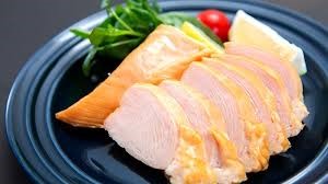 スモークチキン 1パック：230g-300g入り真空パック〈冷凍〉