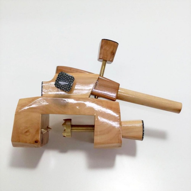 へらぶな釣り用　天然木万力 早川作「へら万力」各種入荷しました | へらぶな釣具店裏日記