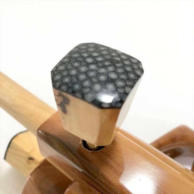 ヘラブナ 風斬 銘木 大砲万力(中) (50288)