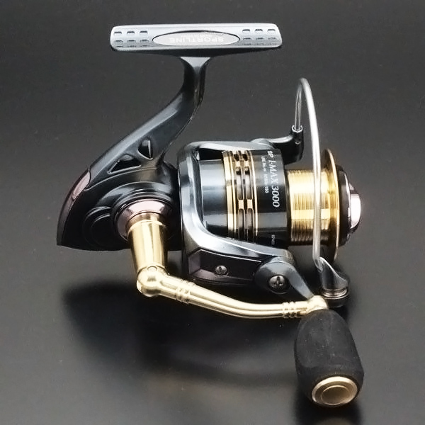 DAIWA BLAST LT 4000-CH ほれ込ん ダイワリール グローブライド 釣り
