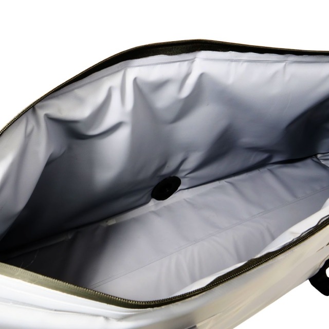おり釣具 フルロック 止水ファスナー青物保冷バッグ100×40×25(ori おり釣具 フルロック 止水ファスナー青物保冷バッグ100×40×25(ori