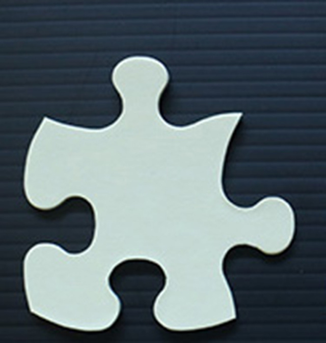 特注パズル 白アクリルにラミネート印刷 285*399mm 12ピース×2(2画像) 、至急発送手数料