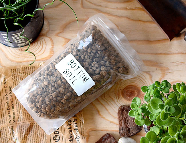 BOTTOM SOIL（赤玉土）