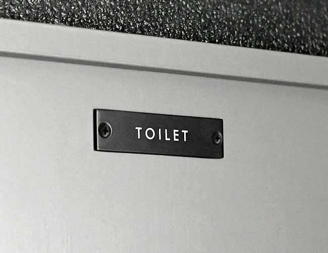 TOILET ドアサイン *