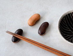 箸置き 豆 *