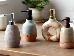 eclat ソープディスペンサー