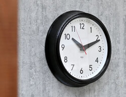 SCHOOL HOUSE ウォールクロック ブラック