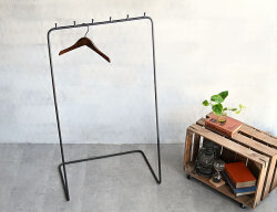 IRON ハンガースタンド