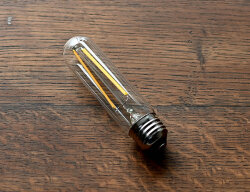 LED電球 E26 チューブ型 20W相当