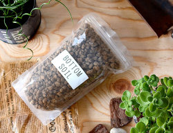 BOTTOM SOIL（赤玉土）