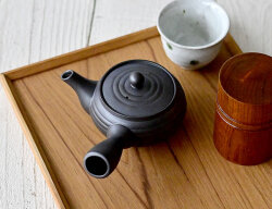 黒締 小急須