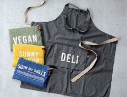 AND PACKABLE フルエプロン