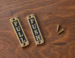 BRASS ドアサイン VERTICAL *