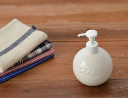 オーブ ソープボトル