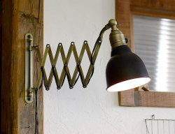 シザー ブラケットライト SPOT