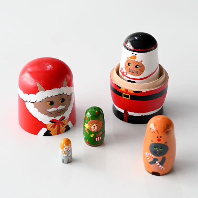 猫のマトリョーシカ】クリスマスを楽しむ木製オブジェ 5体セット