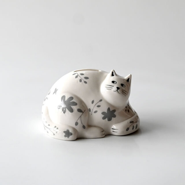 花柄ねこの磁器製貯金箱｜ゼネラルストア オルネ