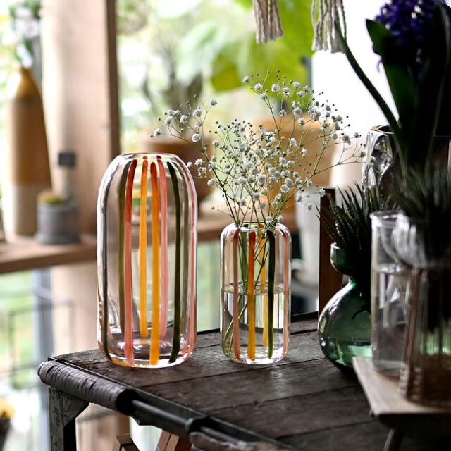カラーストライプ ガラスベース S・Lサイズ｜レトロモダンなフラワー