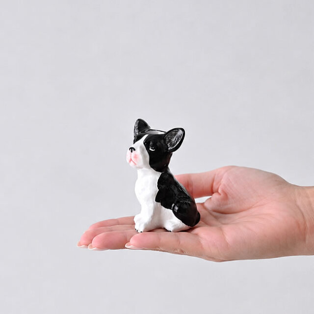 FURRY FRIENDS ミニベース 動物モチーフの陶器製フラワーベース