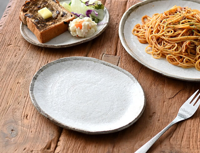 蔵出しの皿 利休白茶 楕円皿 | ゼネラルストア オルネ