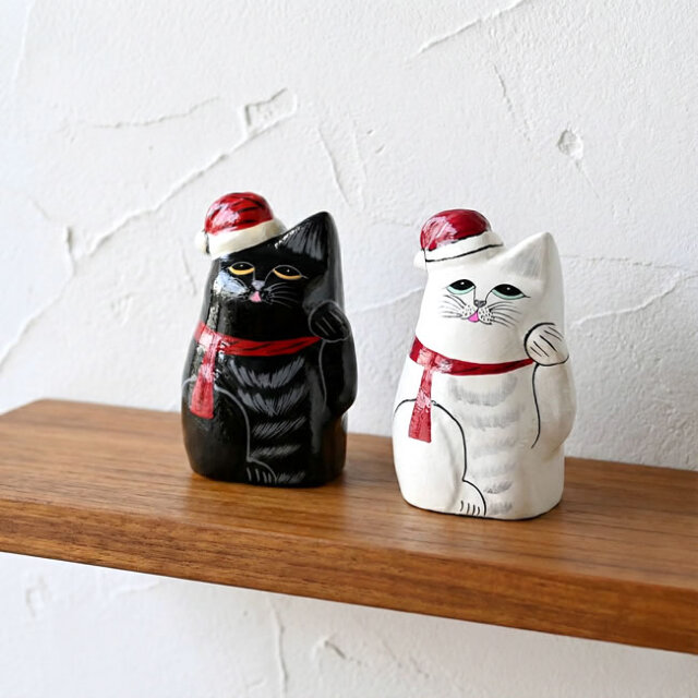 インドの招き猫 クリスマス Ver.｜ハンドペイントの紙粘土オブジェ