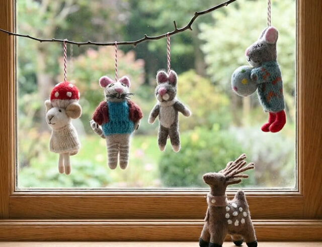 フェルトオーナメント】ネパールの手づくりで楽しむ冬の動物飾り