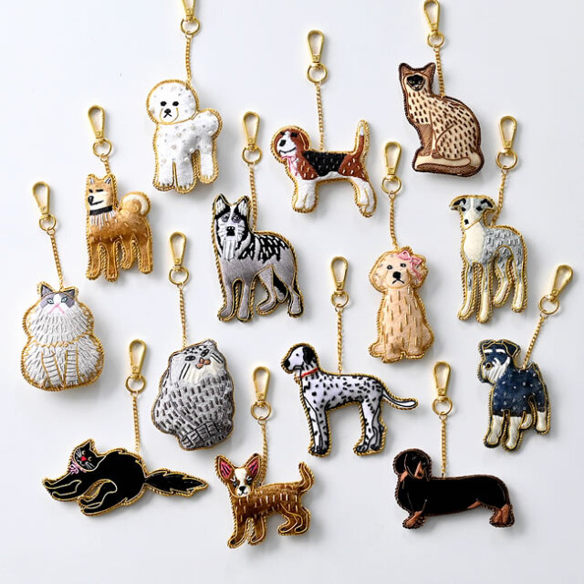 ザリ刺繍 キーホルダー 犬 猫 アニマル バッグチャーム ｜ ゼネラル